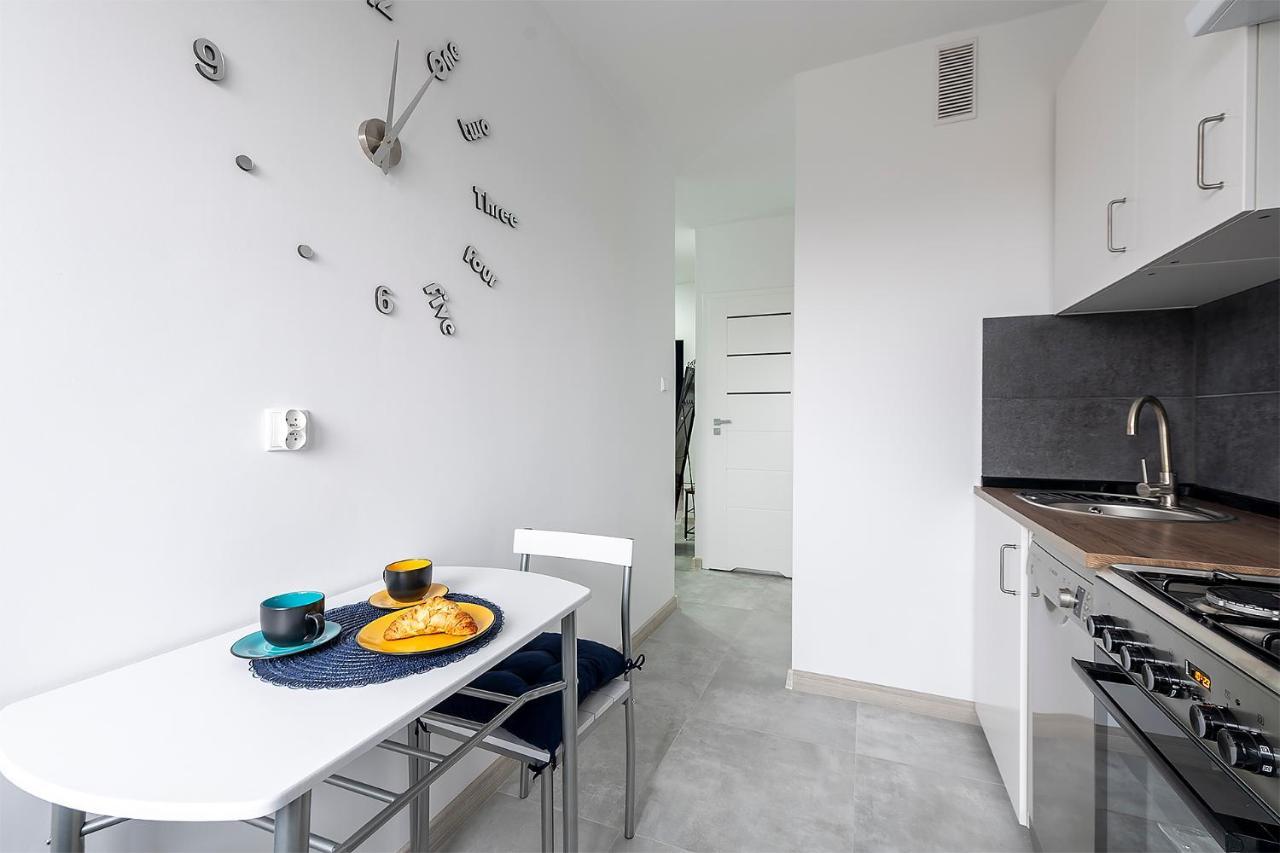 לודז' Time For You Apartments 4 מראה חיצוני תמונה